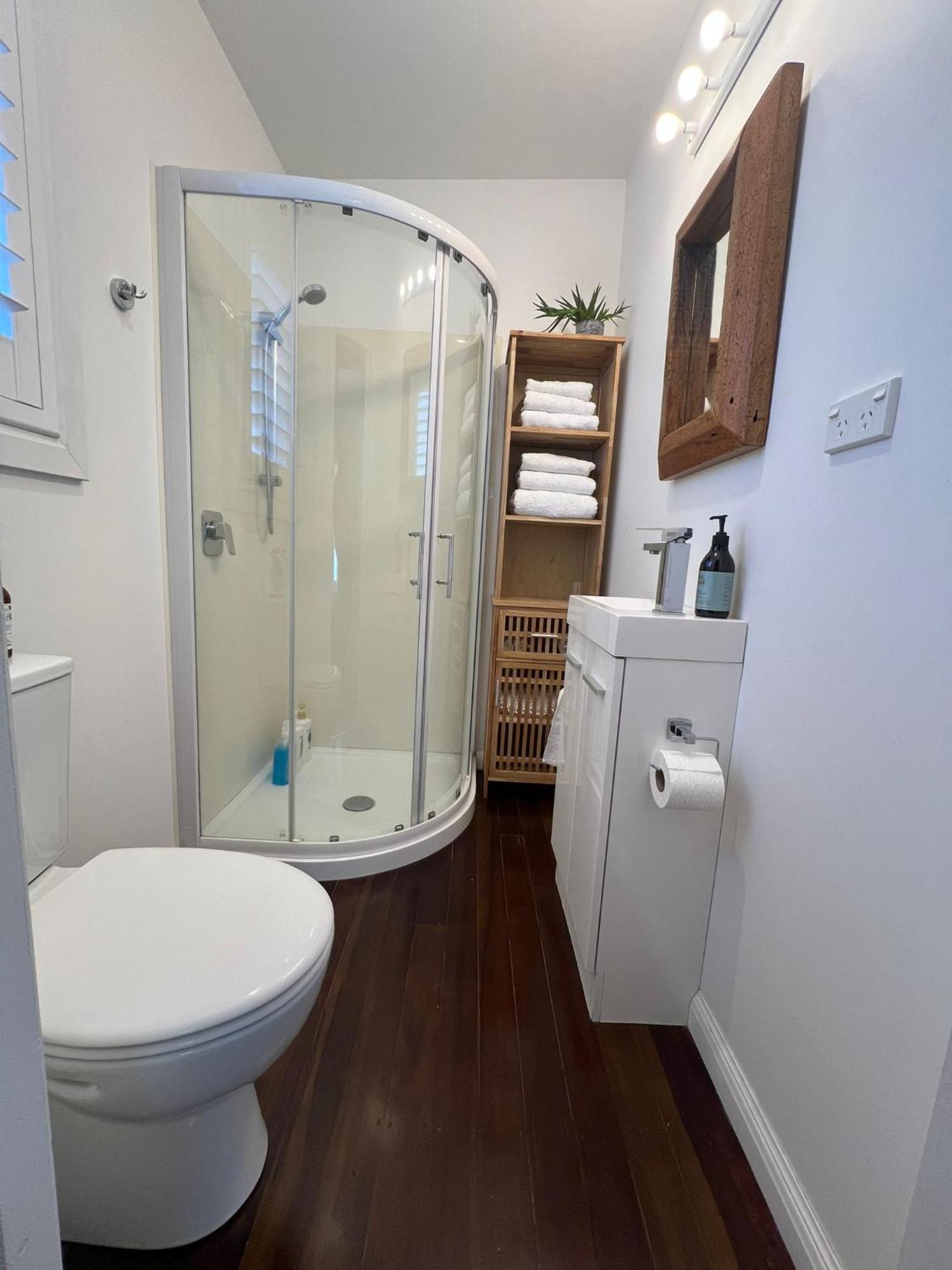 Base Camp Cottage Таупо Екстер'єр фото